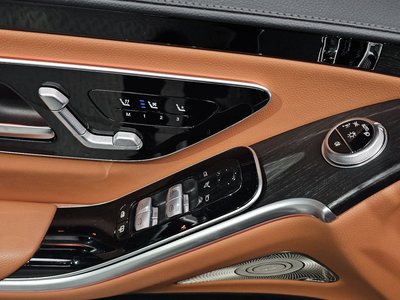 2022 Mercedes-BENZ S-CLASS thumbnail 31