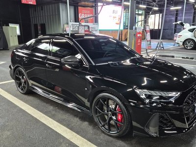 AUDI RS3 - 2