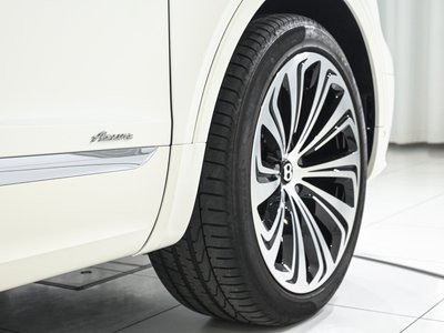 صورة مصغرة 49 لـ 2025 Bentley BENTAYGA