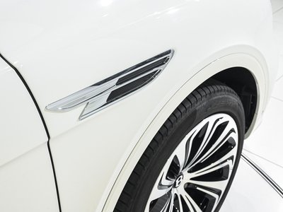 صورة مصغرة 48 لـ 2025 Bentley BENTAYGA