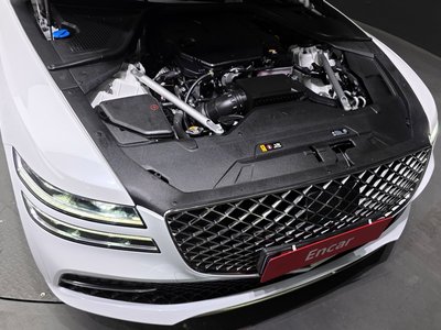 GENESIS G80 (RG3) - 7