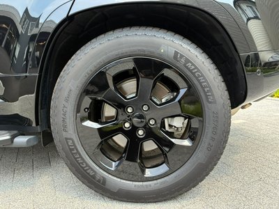 صورة مصغرة 9 لـ 2025 LAND Rover DEFENDER