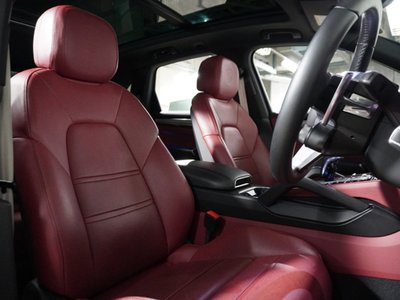 PORSCHE CAYENNE - 10