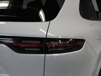 PORSCHE CAYENNE - 7