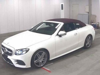 MERCEDES-BENZ E-CLASS - 1