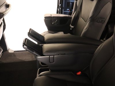 صورة مصغرة 14 لـ 2024 Lexus LM