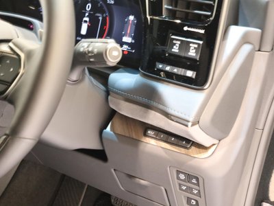 صورة مصغرة 13 لـ 2024 Lexus LM