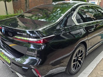 2026 BMW I7 — фото 3