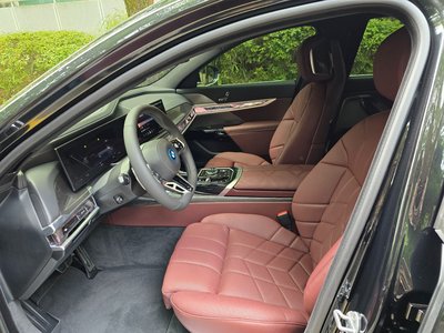2026 BMW I7 — фото 8