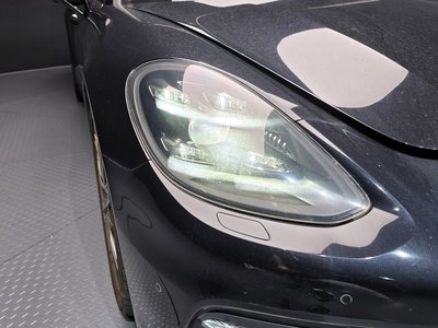 PORSCHE PANAMERA - 9