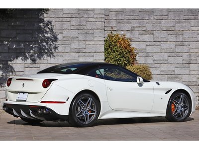 FERRARI CALIFORNIA T - 6
