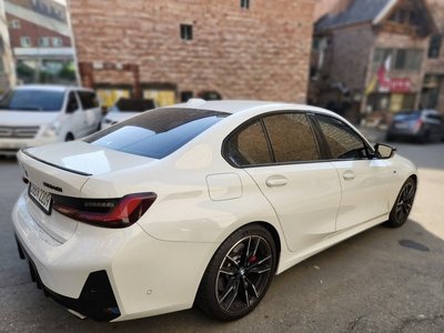 BMW 3 SERIES - 3