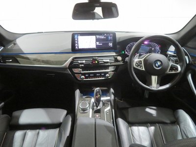 BMW 5 SERIES - 5