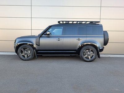 LAND ROVER DEFENDER - 7