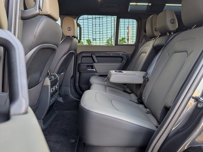 LAND ROVER DEFENDER - 5