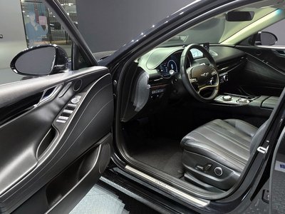 GENESIS G80 (RG3) - 10