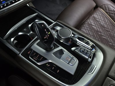 BMW 7 SERIES - 9