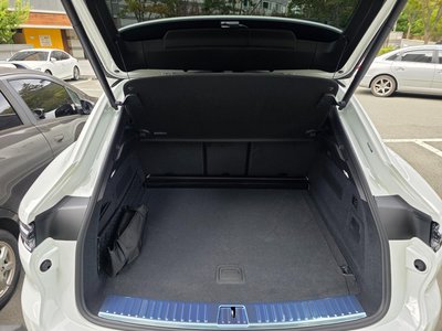 2025 Porsche CAYENNE 照片 4