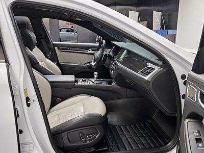 صورة مصغرة 16 لـ 2018 Genesis G80