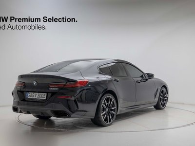 BMW 8 SERIES - 4