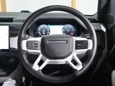 2025 LAND Rover DEFENDER — миниатюра 13