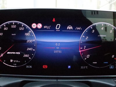 2025 Mercedes-BENZ C-CLASS AMG — миниатюра 26
