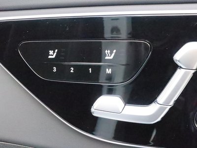 2025 Mercedes-BENZ C-CLASS AMG — миниатюра 36