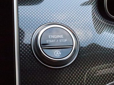 2025 Mercedes-BENZ C-CLASS AMG — миниатюра 34