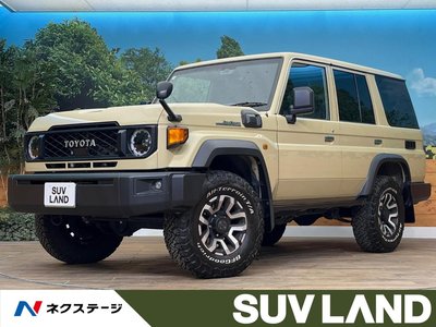 TOYOTA LAND CRUISER 70 - 1