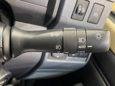 TOYOTA LAND CRUISER 70 - 8