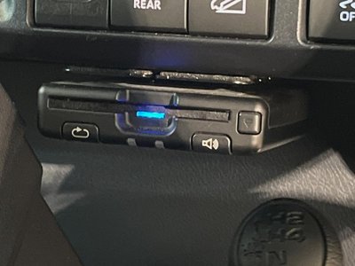 TOYOTA LAND CRUISER 70 - 7