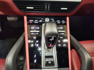 صورة 9 لـ 2020 Porsche CAYENNE