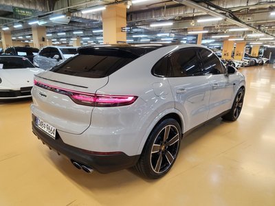 صورة 2 لـ 2020 Porsche CAYENNE