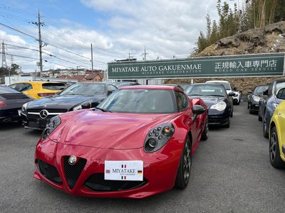 ALFA ROMEO 4C - 1