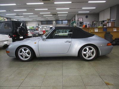 PORSCHE 911 CABRIOLET - 4