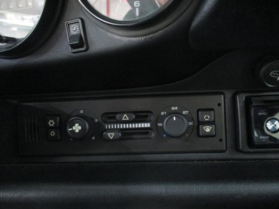 PORSCHE 911 CABRIOLET - 9