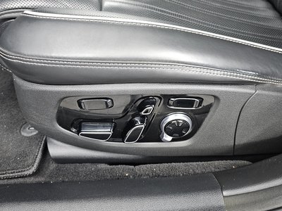 صورة مصغرة 29 لـ 2019 Genesis G90