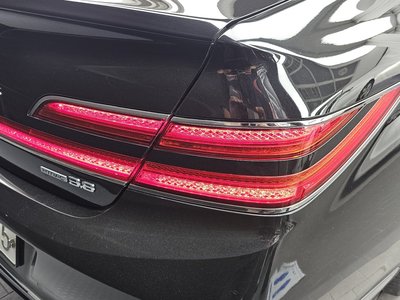 صورة 10 لـ 2019 Genesis G90