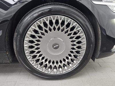صورة 8 لـ 2019 Genesis G90