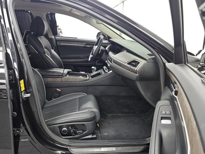 صورة مصغرة 17 لـ 2019 Genesis G90