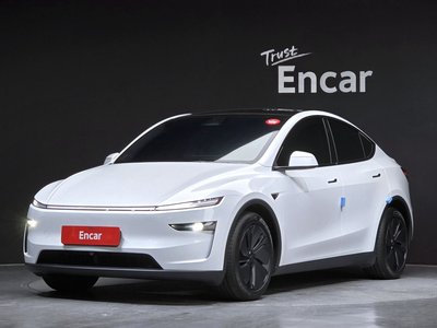 TESLA MODEL Y - 1