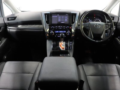 TOYOTA ALPHARD - 9
