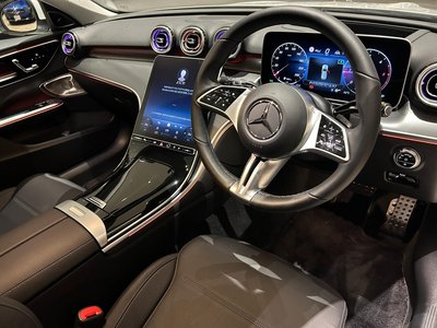 MERCEDES-BENZ C-CLASS - 4