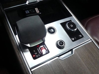 LAND ROVER RANGE ROVER - 8