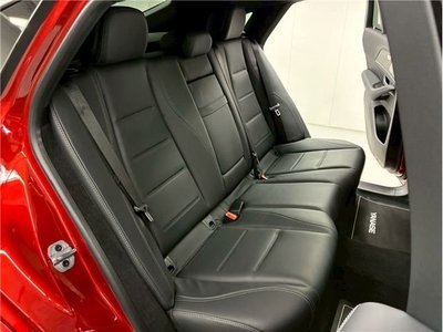 2025 Mercedes-BENZ GLE — миниатюра 12