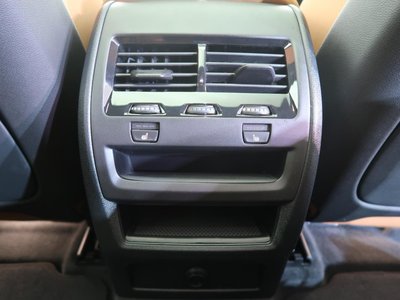 2022 BMW X6 thumbnail 43