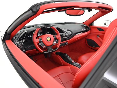 2016 Ferrari 488 SPIDER — миниатюра 16