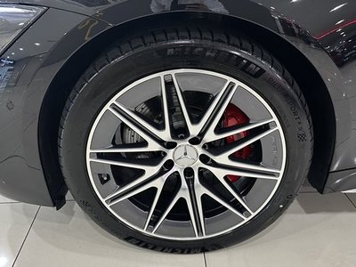 2025 Mercedes-BENZ GT AMG 照片 6