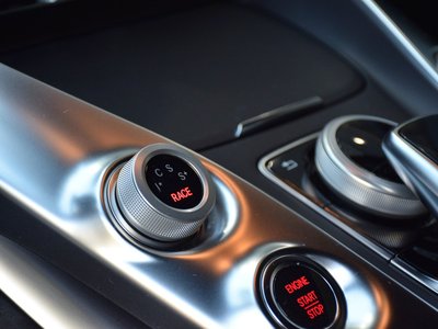 2018 Mercedes-BENZ GT AMG 照片 9
