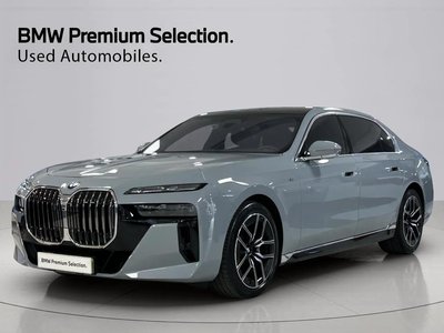 BMW 7 SERIES
